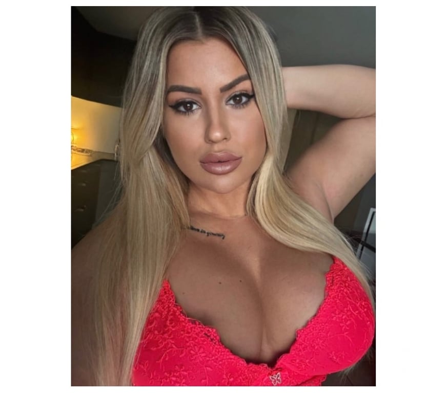 Escorts West Yorkshire Bradford - Photos for Elly, only cash on arrival !!