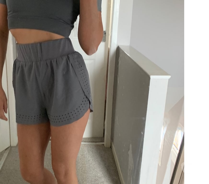 Escorts Falkirk Airth - Falkirk - Photos for Be my first man I’m hot, tight and playful