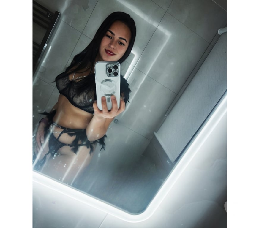 Escorts East London Wanstead - East London - Photos for MAYA BRAZILIAN PARTY GIRL 🇧🇷🥂🎉