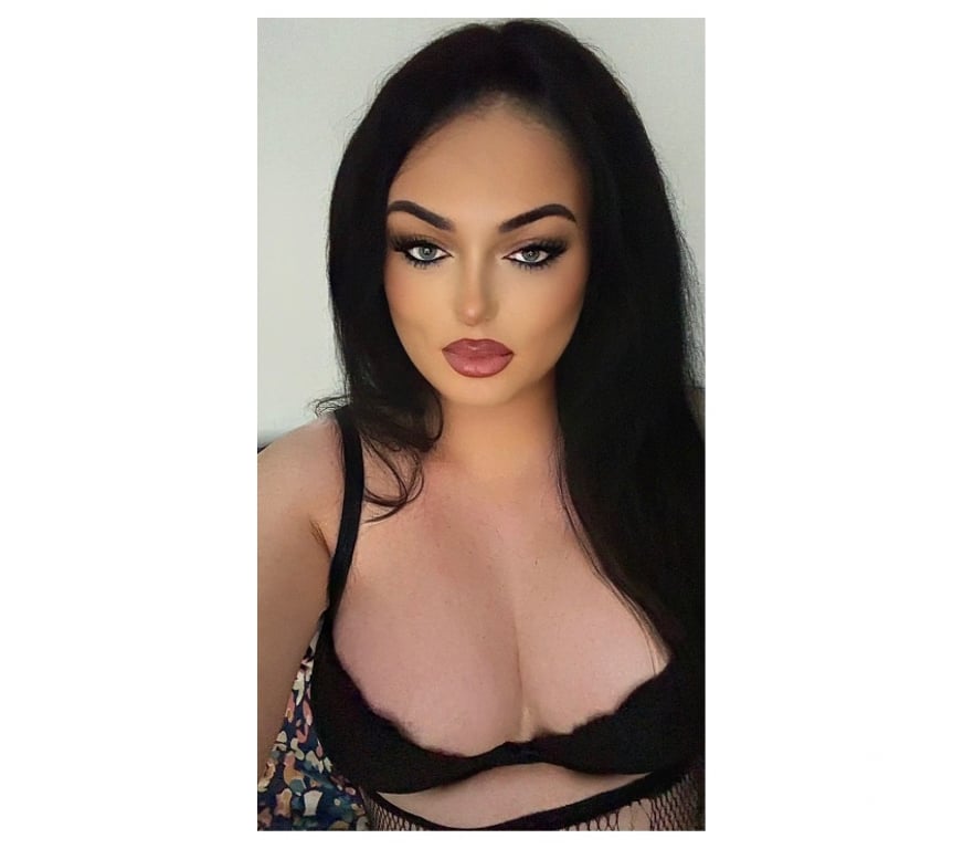 Trans Escorts Ealing Perivale - Ealing - Photos for 7inch Irish trans girl in Perivale Ealing
