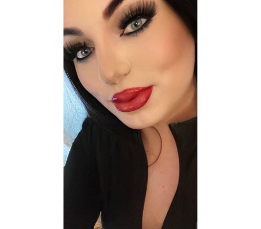 Trans Escorts Ealing Perivale - Ealing - Photos for 7inch Irish trans girl in Perivale Ealing