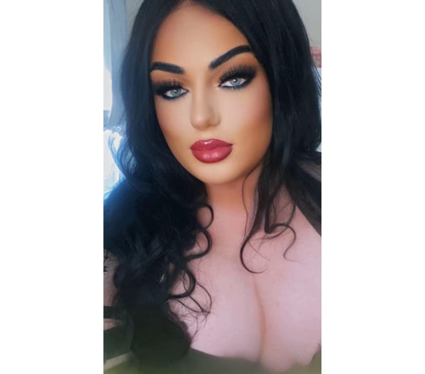 Trans Escorts Ealing Perivale - Ealing - Photos for 7inch Irish trans girl in Perivale Ealing
