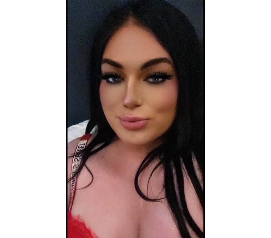 Trans Escorts Ealing Perivale - Ealing - Photos for 7inch Irish trans girl in Perivale Ealing