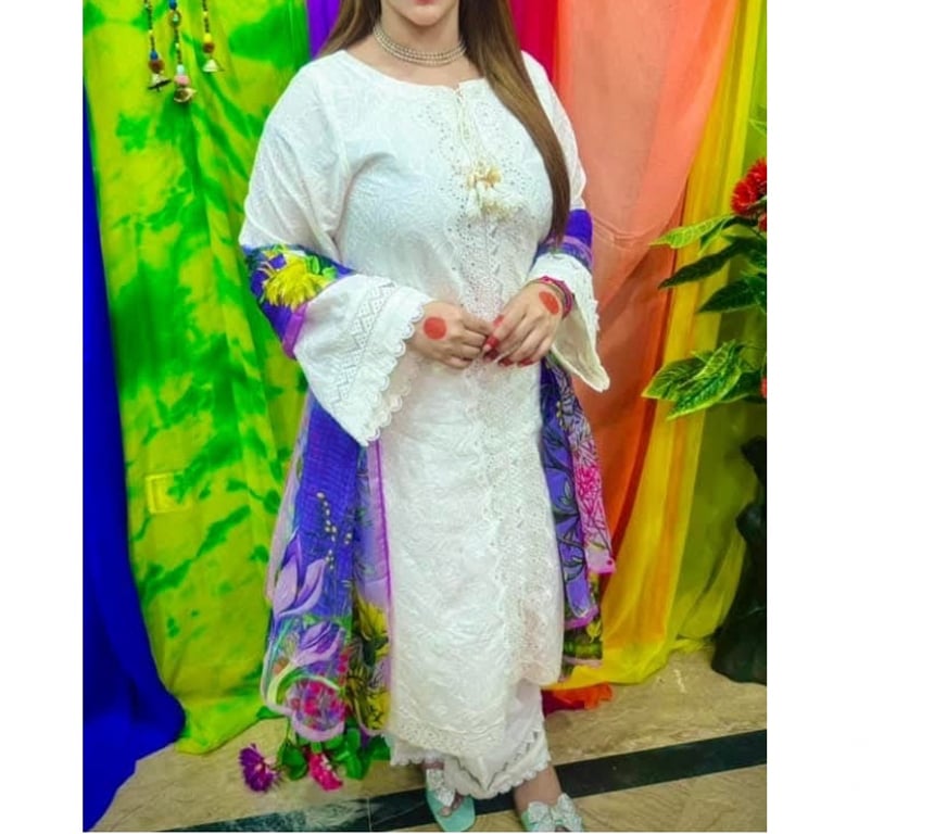 Escorts South West London Tooting Bec - South West London - Photos for Pakistani new hassena party 🎉 girl work in tooting