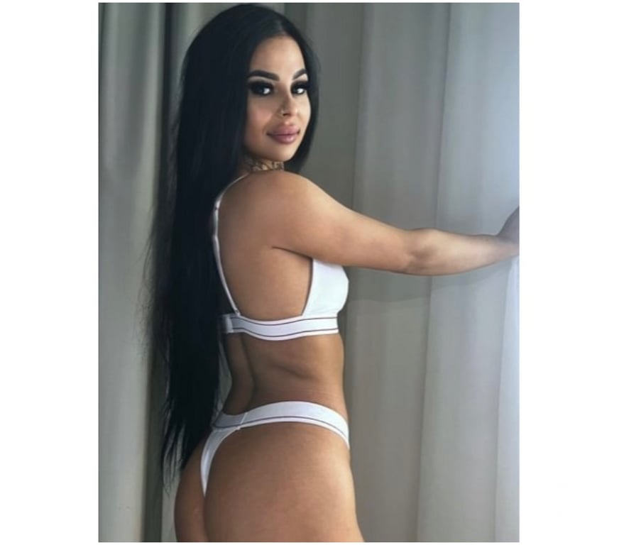 Escorts South West London Earls Court - South West London - Photos for Emma new in town