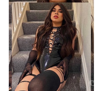 Transsexual Paddington Station West London - Photos for LOLLA ALWAYS HORNY, LETS P4RTY AND 3some 😈