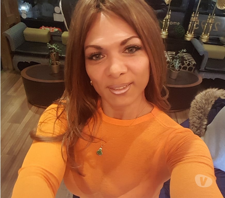 Trans Escorts South West London Stockwell - South West London - Photos for TS ROSA in Stockwell Station, expert masseuse PARTY GIRL