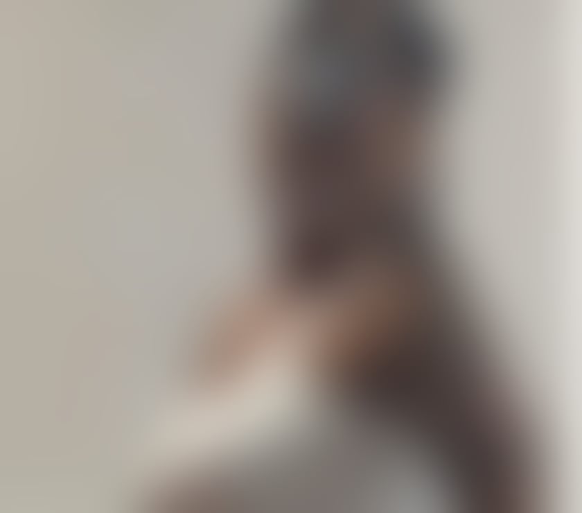 Escorts West London Chiswick - West London - Photos for RISKY REID- Fun size and ready for fun now