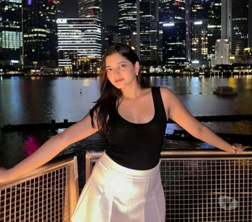 Escorts East London Stratford - East London - Photos for Indian girl in your area available for you with good vibes