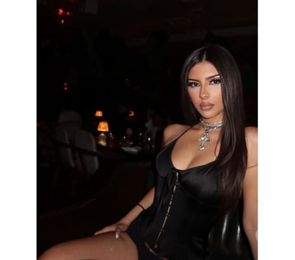 Escorts and Massages Horley Reigate and Banstead - Photos for 🩷hi I'm new in town Lisa 🩷party girl