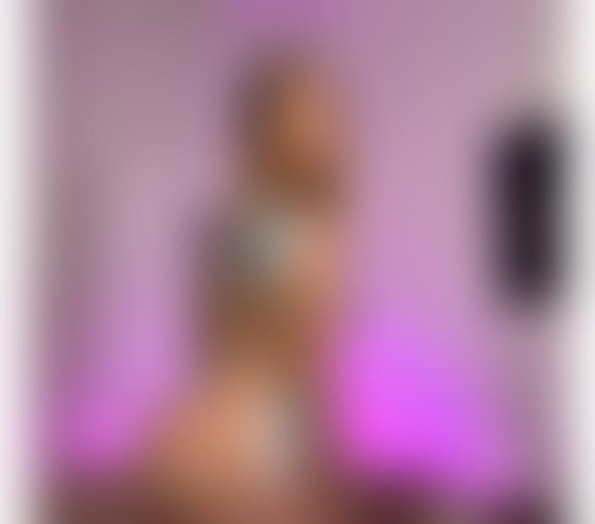 Escorts Southampton International Airport Eastleigh - Photos for SEXY Yasmina 🍑 BACK IN TOWN 🥂 BEST EXPERIENCE