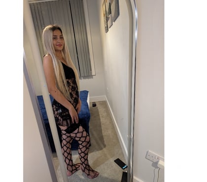 Escorts and Massages Cranford Hounslow - Photos for Hey im Francesca party 💋 full services 💕