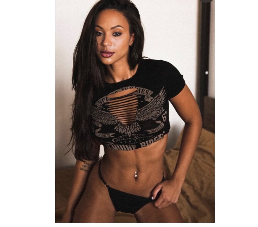 Escorts Greater Manchester Manchester - Photos for Rosalia 🇧🇷🍒 100% real party brunette