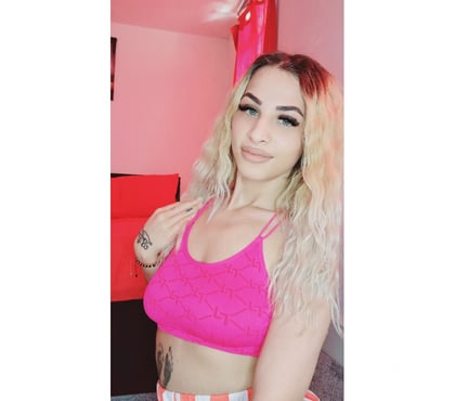 Photos for Petite Party girls Best owo New in Town