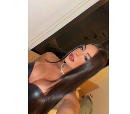 Photos for Bella🔥CORBY🔥 PARTY GIRL 🥂