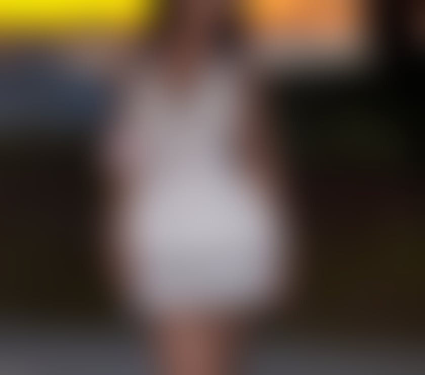 New indian tourist girl available for fun