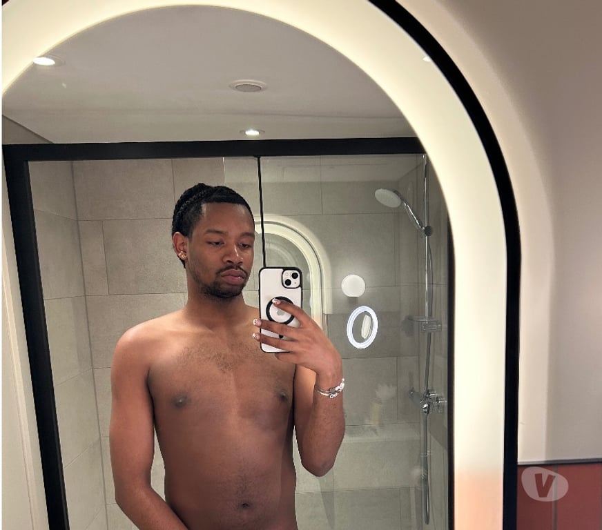 Gay massage West London Shepherd`s Bush - West London - Photos for Tha-real-trini 