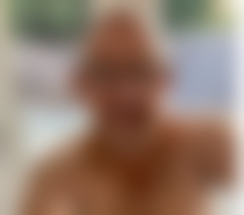 Local Swingers Cranleigh Waverley - Photos for Bi curious guy looking for bi training