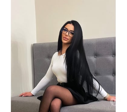 Escort Southend Airport Southend-on-Sea - Photos for 😘The new brunette in your town❤️