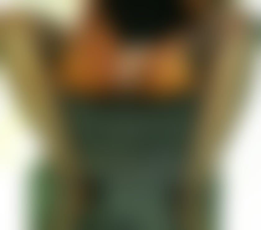 Escorts Tyne and Wear Sunderland - Photos for AllureNoir Busty Elegant Mature Lady