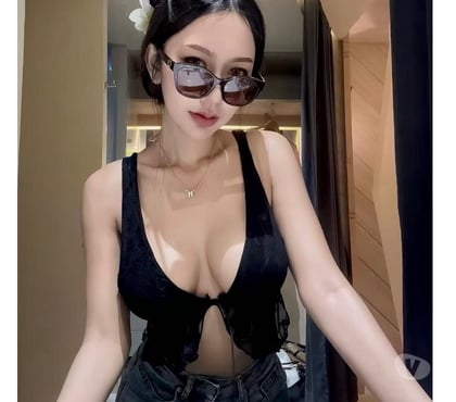 Escorts Swansea City Centre Swansea - Wales - Photos for ❤Busty 💯asian Escort 💯 4 HAND MASSAGE