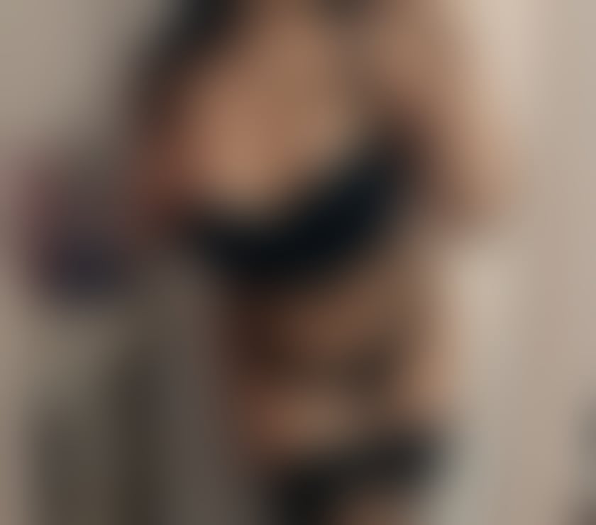 Escorts Nuneaton Nuneaton and Bedworth - Photos for Alina party gril call me lov❤️🩵