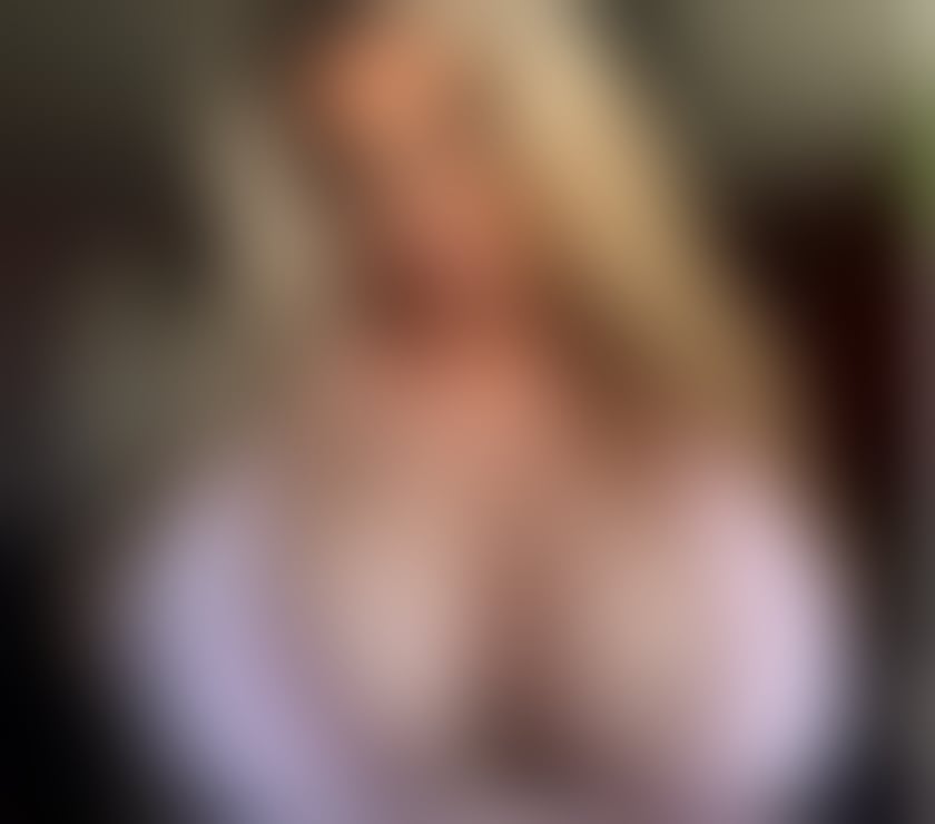 Escorts Hertfordshire Welwyn Hatfield - Photos for Samira now here very nice