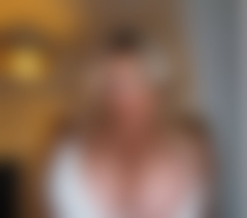 Escorts Hertfordshire Welwyn Hatfield - Photos for Samira now here very nice