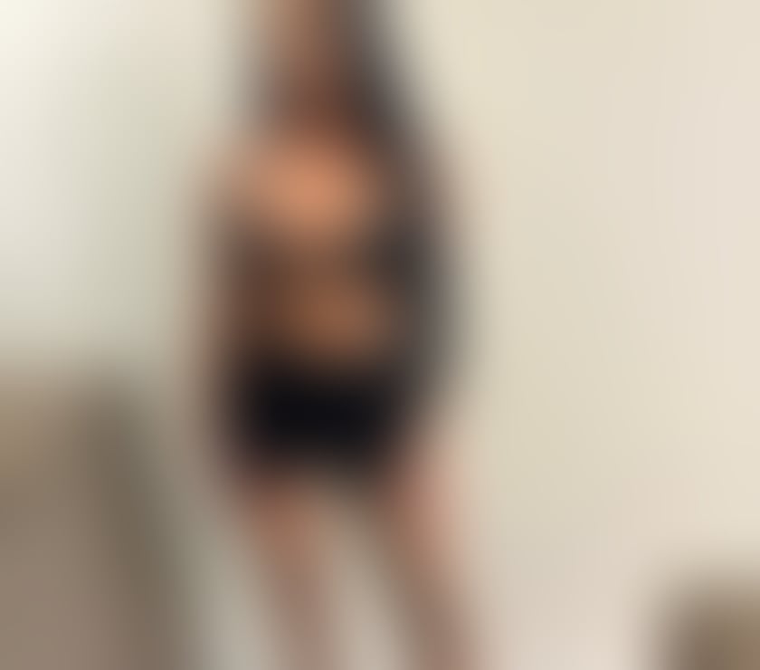 Photos for 🦋Eva is back in London to fulfill your dreams