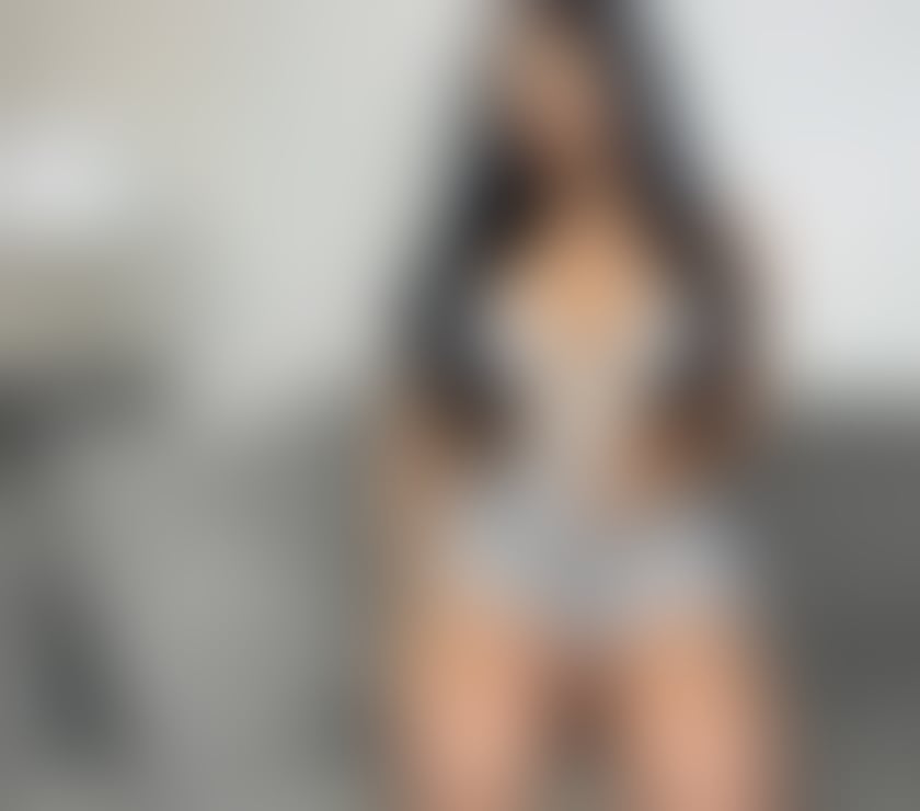 Photos for 🦋Eva is back in London to fulfill your dreams