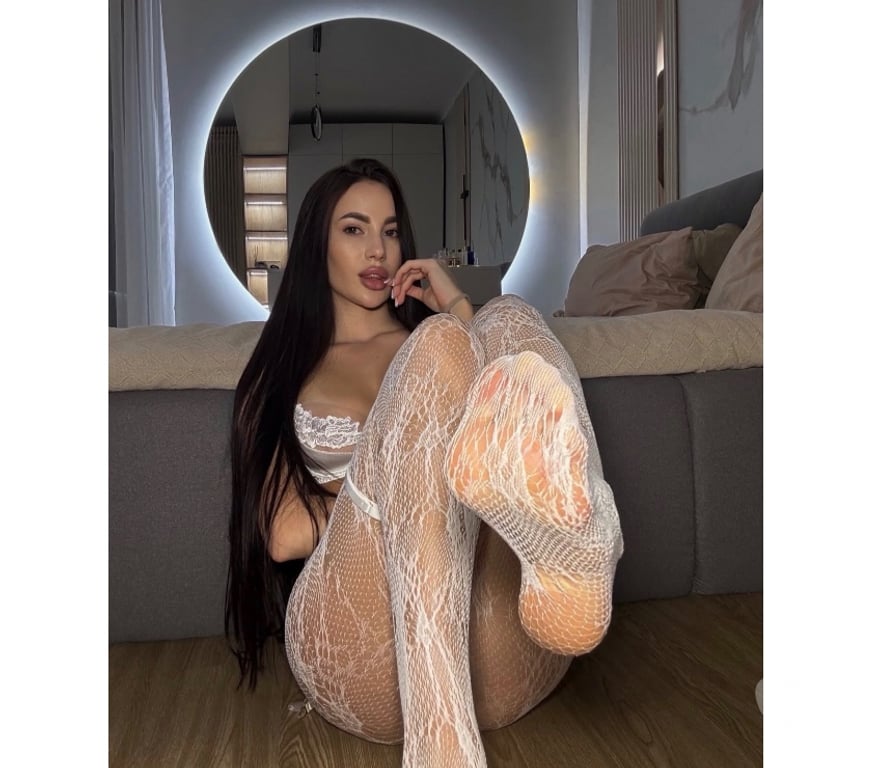 Escorts West London Edgware Road - West London - Photos for 🦋Eva is back in London to fulfill your dreams