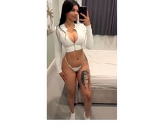 Larissa hot 🔥brasileira 100 % real 🇧🇷