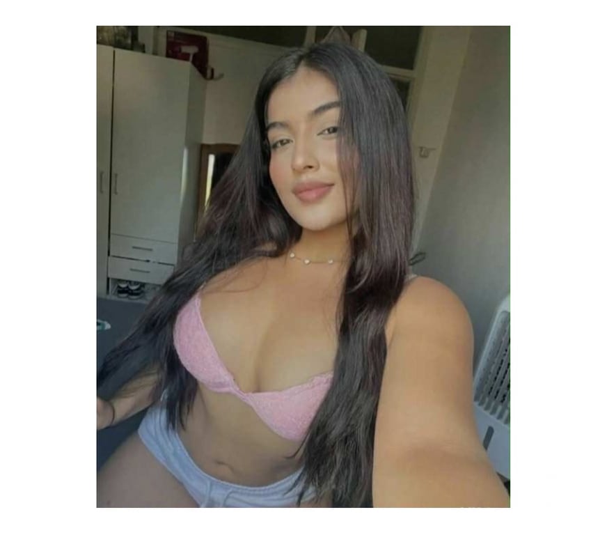 Escorts Hertfordshire St. Albans - Photos for Hey hot brunette here Rebeka ❤️OUTCALL ONLY
