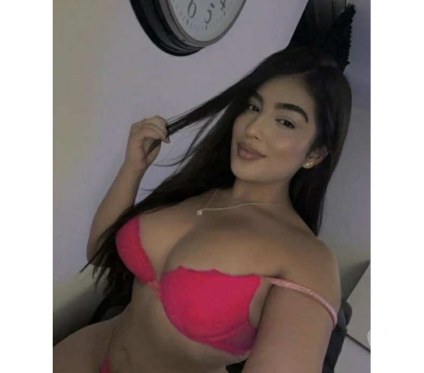 Escorts Hertfordshire St. Albans - Photos for Hey hot brunette here Rebeka ❤️OUTCALL ONLY