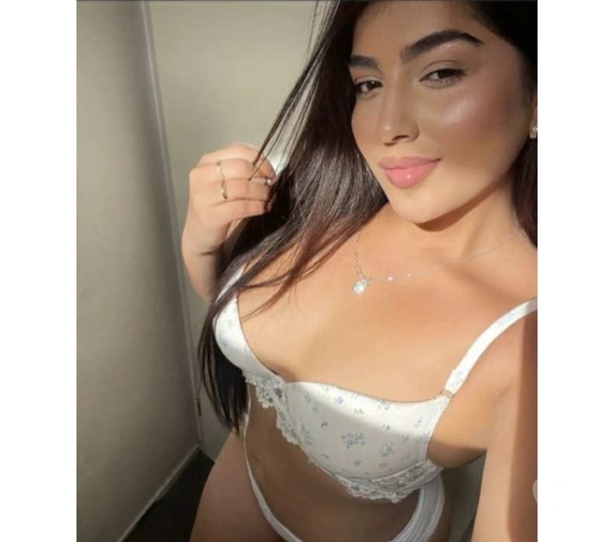 Escorts Hertfordshire St. Albans - Photos for Hey hot brunette here Rebeka ❤️OUTCALL ONLY