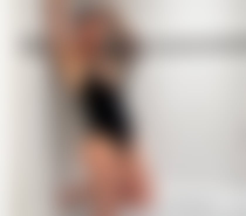 Escorts Devon Plymouth - Photos for Relaxing and Revitalising Massage by English Sadie
