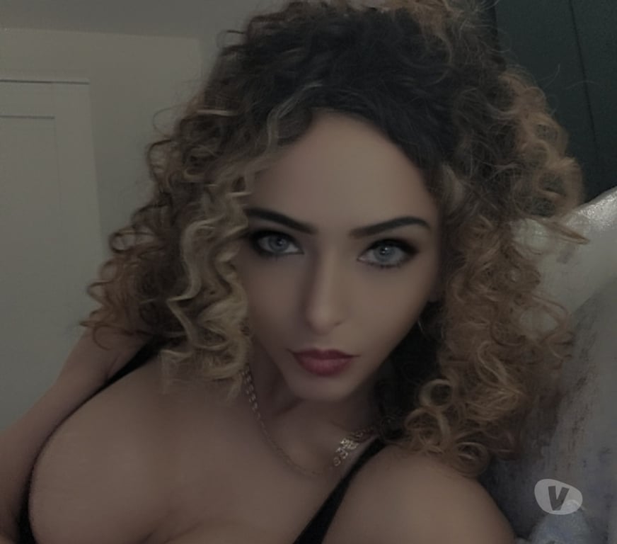 Escorts West Yorkshire Leeds - Photos for Premium location Refined Location