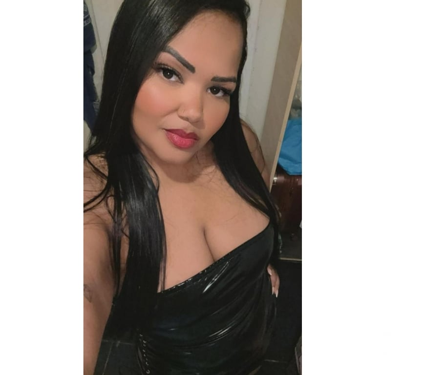 Escorts East London Canning Town - East London - Photos for Karine 🇧🇷 KISS🫦OWO📍GFE 24H