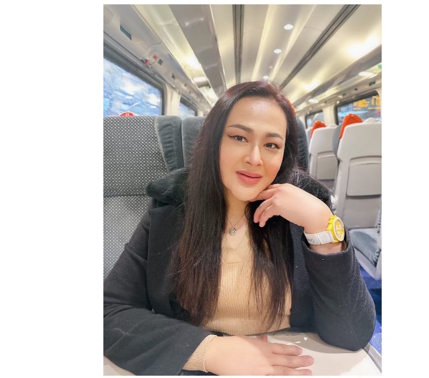 Escorts Merseyside Wirral - Photos for RAYA SEXY THAI GIRL - come have fun x