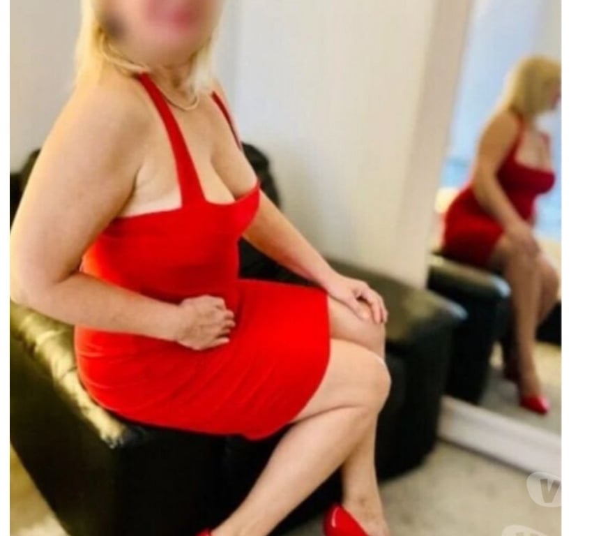 Escorts Surrey Woking - Photos for Secret Touch.. Hot oils massage