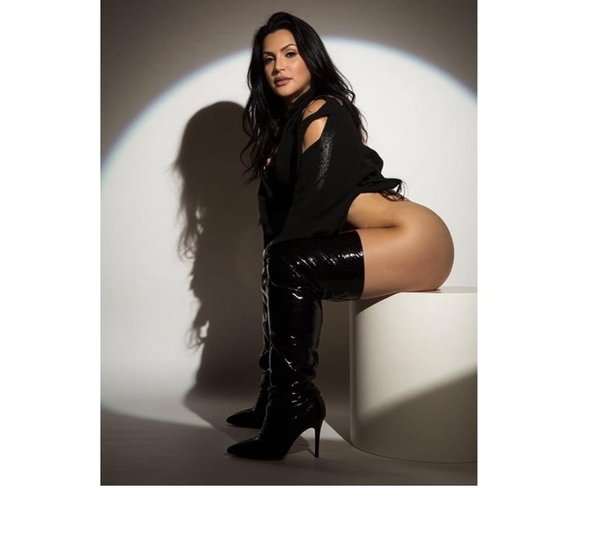 Escorts Stirling Stirling City Centre - Stirling - Photos for CAROL BRAZILIAN BACK IN TOWN 🇧🇷🥰PARTY 🔞