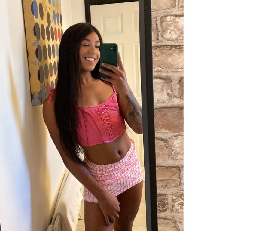 Trans Escorts Derbyshire Derby - Photos for LARISSA TS 👠👄💦 ❤️‍🔥✨🇧🇷