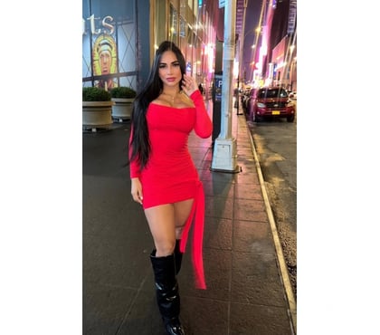 Photos for Drop Dead Gorgeous Babe 🇧🇷 Southampton New