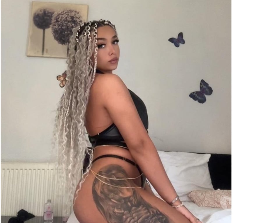 Escorts Derbyshire Derby - Photos for Just outtcal 💜💦NEW HERE 🌸💦PARTY AND FUN 🍾