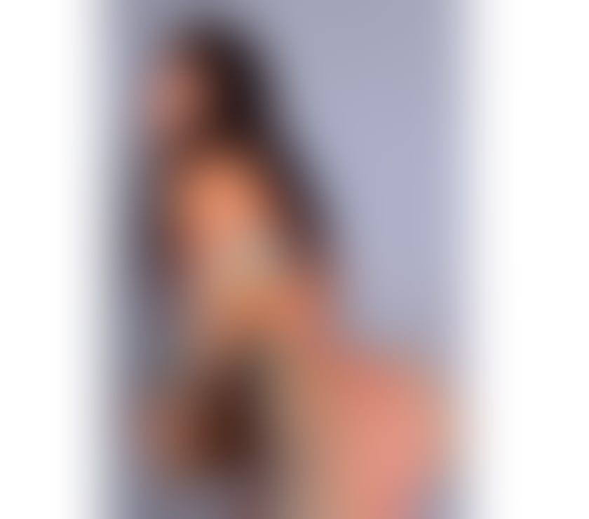 Escorts Bedfordshire Luton - Photos for Brazilian curly brunette VIP in town now, come try it out