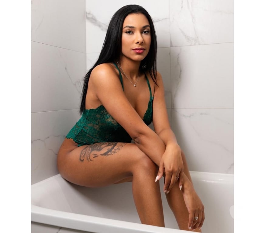 Escorts Hertfordshire Dacorum - Photos for MIIA QUEEN OF OWO🥳🤯 MORENA 🅿️ARTY ✨🤩