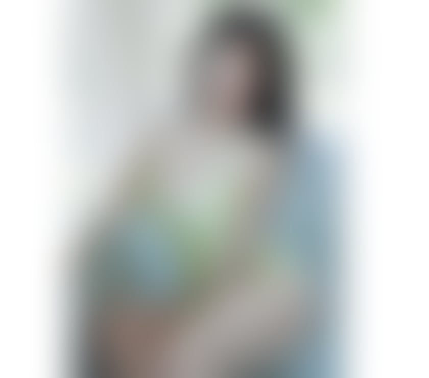Escorts York City Centre York - Photos for New girls just come this week.