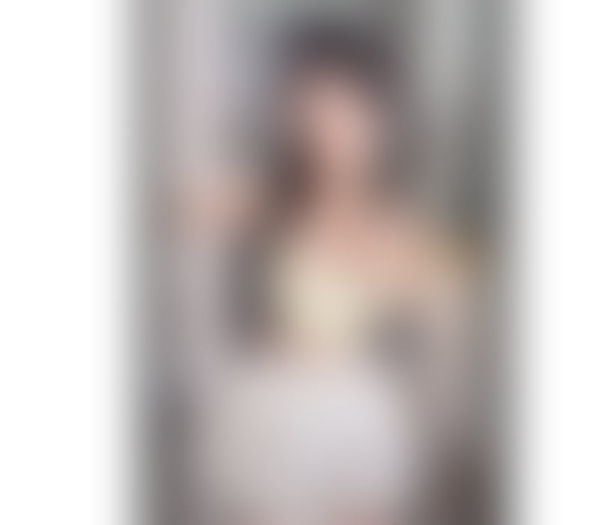 Escorts York City Centre York - Photos for New girls just come this week.