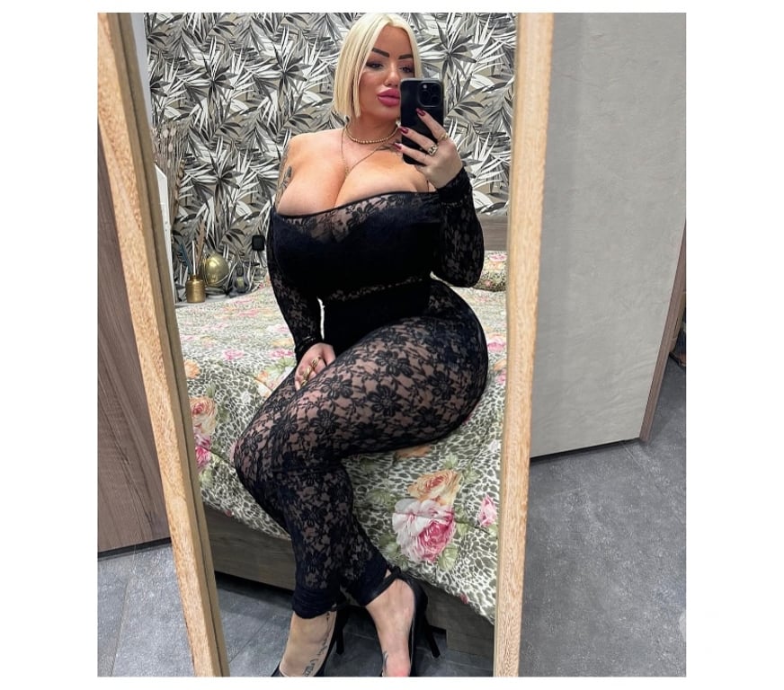 Escorts North Yorkshire Harrogate Town Centre - North Yorkshire - Photos for Anna in Harrogate town centre !