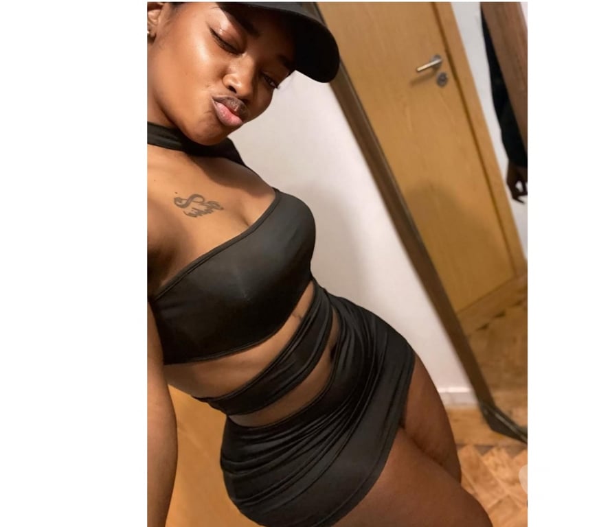 Escorts West Midlands Coventry - Photos for A-Levels Service 😍😍🥰👄Very Naughty Ebony Nunu